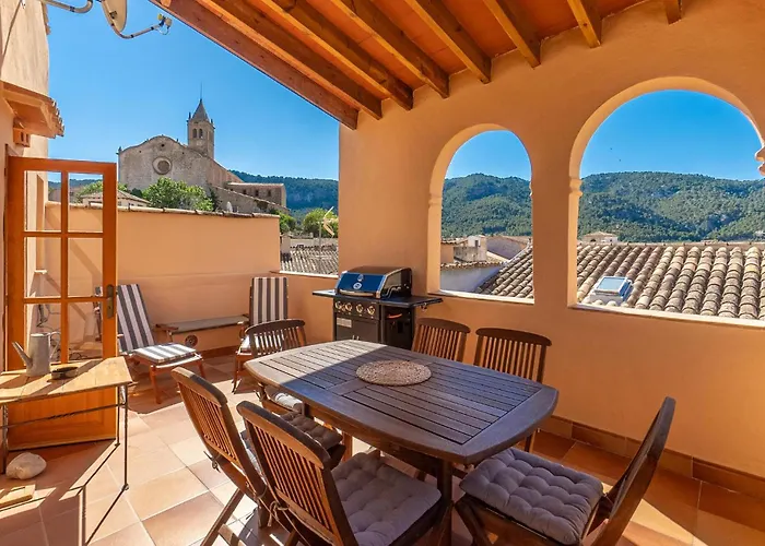 Awesome Home In Andratx With Wi-Fi